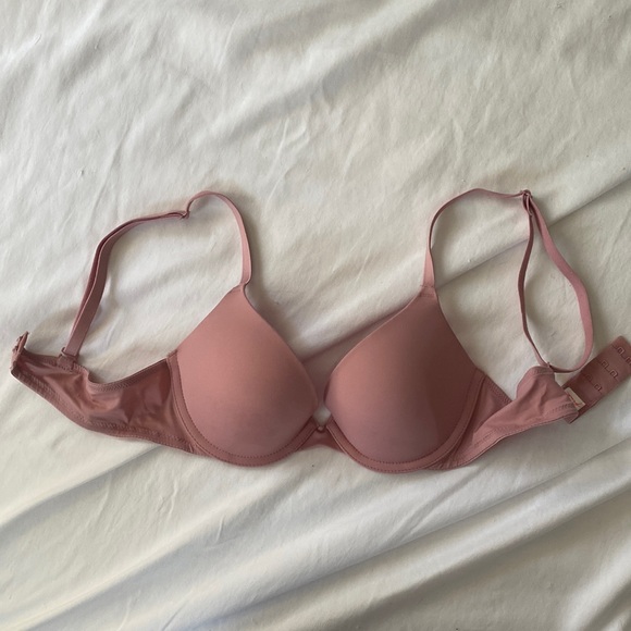 VICTORIA’S SECRET PINK WEAR EVERYWHERE PUSH-UP BRA - Picture 7 of 8